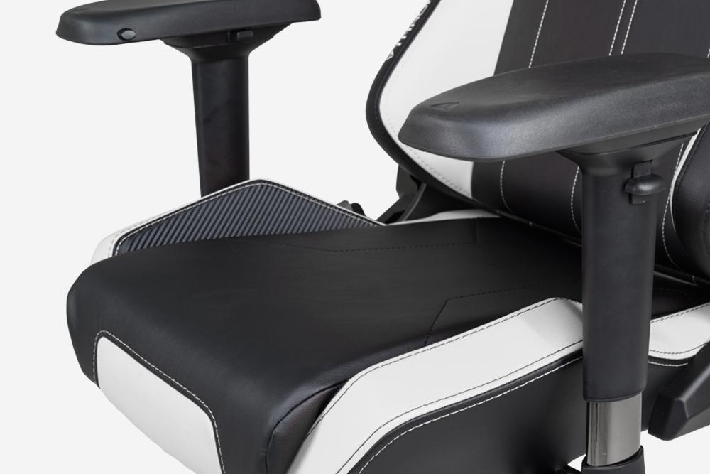 Secretlab Gaming Chairs 